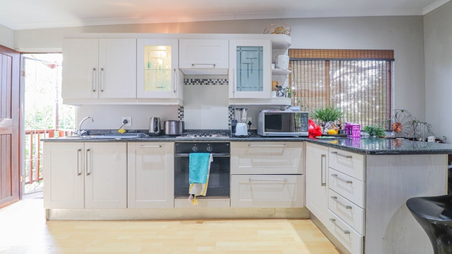 3 Bedroom Property for Sale in Beacon Bay North Eastern Cape
